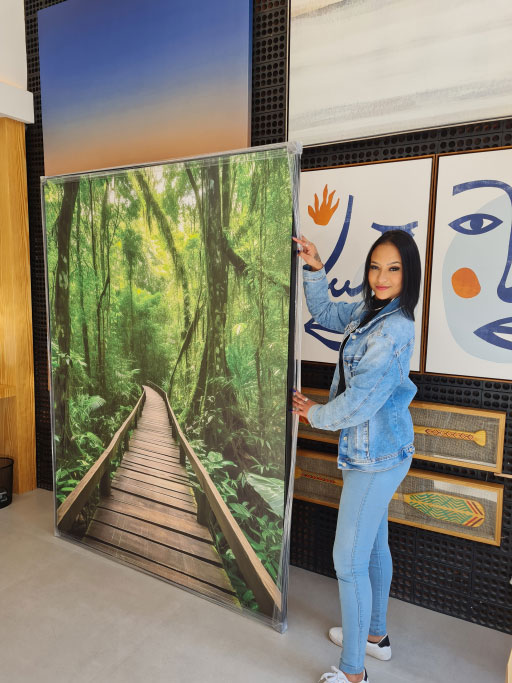 Entrega de um projeto Moldura Minuto para moldura de obra de arte.